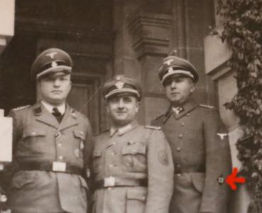 Preview: altes Foto - drei Soldaten Polizei,  Sicherheitsdienst des Reichsführers SS - 1944